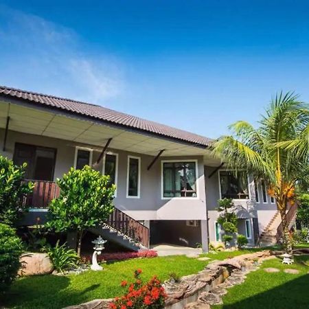 Capital O 90088 Mbp Leisure Resort Batu Pahat Exterior foto